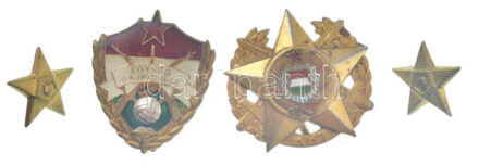 ~1970. '(KHT) Katonai Haditorna' zománcozott aranyozott koszorús sapkajelvény (36x37mm) + 'Egység Bajnokság' rátétes műgyantás Cu sapkajlvény (38x34mm) + 'vállap csillag' fém jelvény (2x) (22x22mm) 'KEFÉM' feliratú papírdobozban T:1-