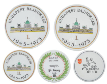 5 darabos Hollóházi porcelán sport díjérem budapesti sporteseményekről (60-88mm) T:1-