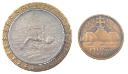 Göröntsér Greff Lajos (1888-1976) ~1935. 'M.U.SZ. (Magyar Úszó Szövetség)' egyoldalas vert Cu-Zn érem 'Ludvig' gyártói jelzéssel (34mm) + 1954. 'Emlékverseny 1954. dec. 21. BTSB' bimetál úszó díjérem (51mm) T: 1-,2