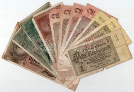 Német Birodalom 1929. 10M (2x) + 20M + Német Harmadik Birodalom 1937. 1M (3x) + 2M (4x) + 1942. 5M T:III,III- German Empire 1929. 10 Reichsmark (2x) + 20 Reichsmark + German Third Reich 1937. 1 Rentenmark (3x) + 2 Rentenmark (4x) + 1942. 5