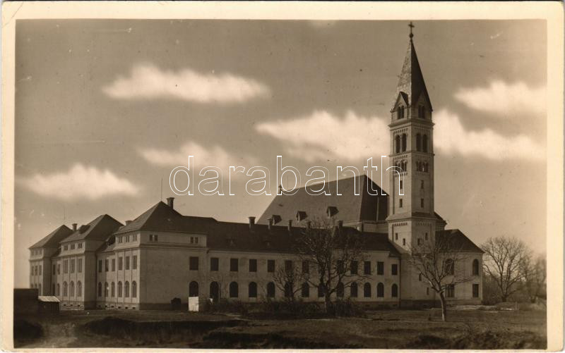 1930 Keszthely, Karmelita rendház
