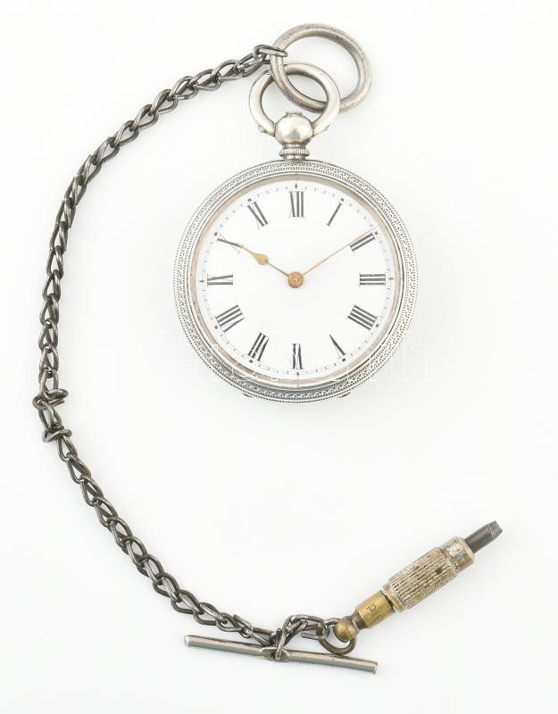 Ezüst (Ag) tokos, fém lánc, kulcsos zsebóra, mechanikus szerkezettel, szép állapot, működik, jelzett, d: 42 mm