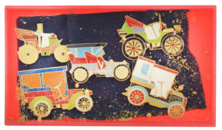 DN 'Automobil' 5xklf műgyantás jelvény tokban (~25x35mm/db) T:1,1-