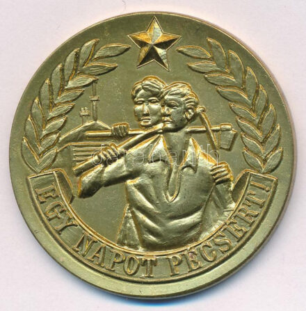 ~1960. 'Egy napot Pécsért' aranyozott fém emlékérem (47,5mm) T:2