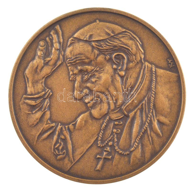 Kiss György (1943-) 1991. 'II. János Pál pápa látogatása hazánkban' bronz kétoldalas emlékérem műanyag tokban (42mm) T:1-
