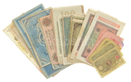 Németország ~1910-1920. 50 darabos vegyes német bankjegy tétel (10xklf) T:III,III- közte tűlyuk, folt, szakadás, lyuk, saroktörés Germany ~1910-1920. 50 pieces mixed german banknote lot (10xdiff) C:F,VG include needle hole, spotted, torn,