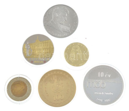 6xklf nagyrészt külföldi aranyozott és ezüstözött fém és Al emlékérem, közte 'Káma Szútra','Valletta - Malta' T:1 (PP) - 1 6xdiff mostly foreign gided and silverplated metal and Al medallion lot, within 'Kama Sutra','Valletta-Malta'