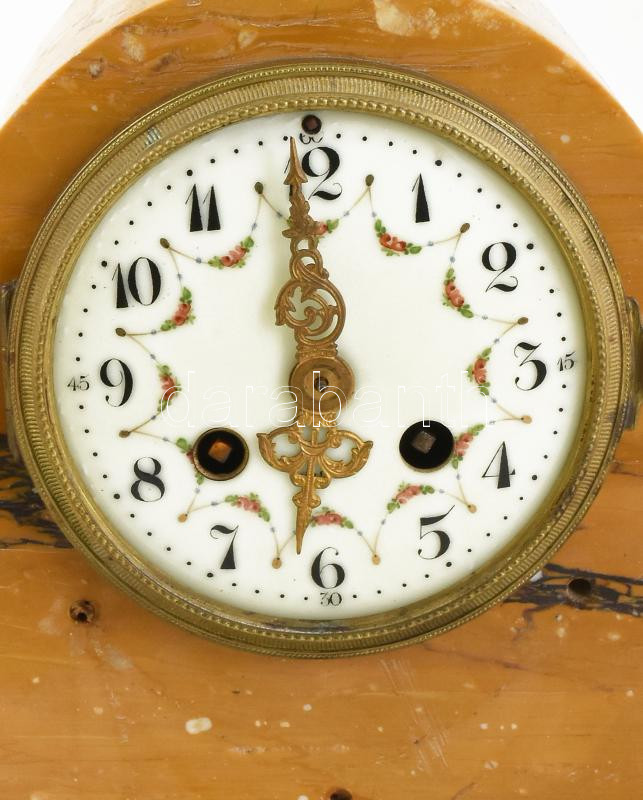 Antik márvány kanadalló óra , 2 gyertyatartóval, hozzá kulcs és inga. Nincs kipróbálva. 18-25 cm - Image 2