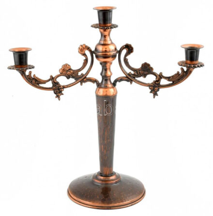 Historizáló, háromágú vörösréz gyertyatartó, m: 30 cm