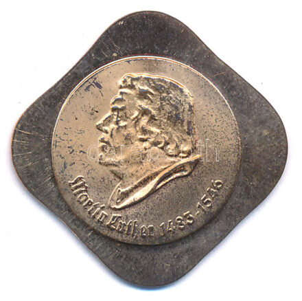 Németország 1971. 'Luther Márton / Itt állok, másként nem tehetek. Isten segítsen meg. Ámen.' csegely alakú fém emlékérem 'B.H. Mayer Prforzheim' gyártói jellel (25x25mm) T:1- kopott bevonat Germany 1971. 'Martin Luther / Hier stehe