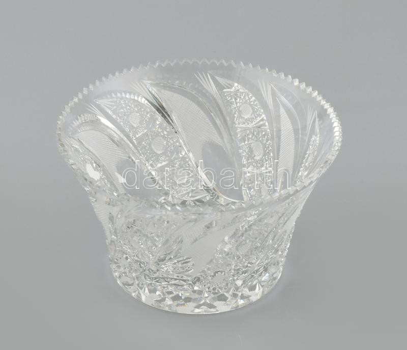 Kristály kínáló tál. Hibátlan. d: 15 cm, m: 9 cm