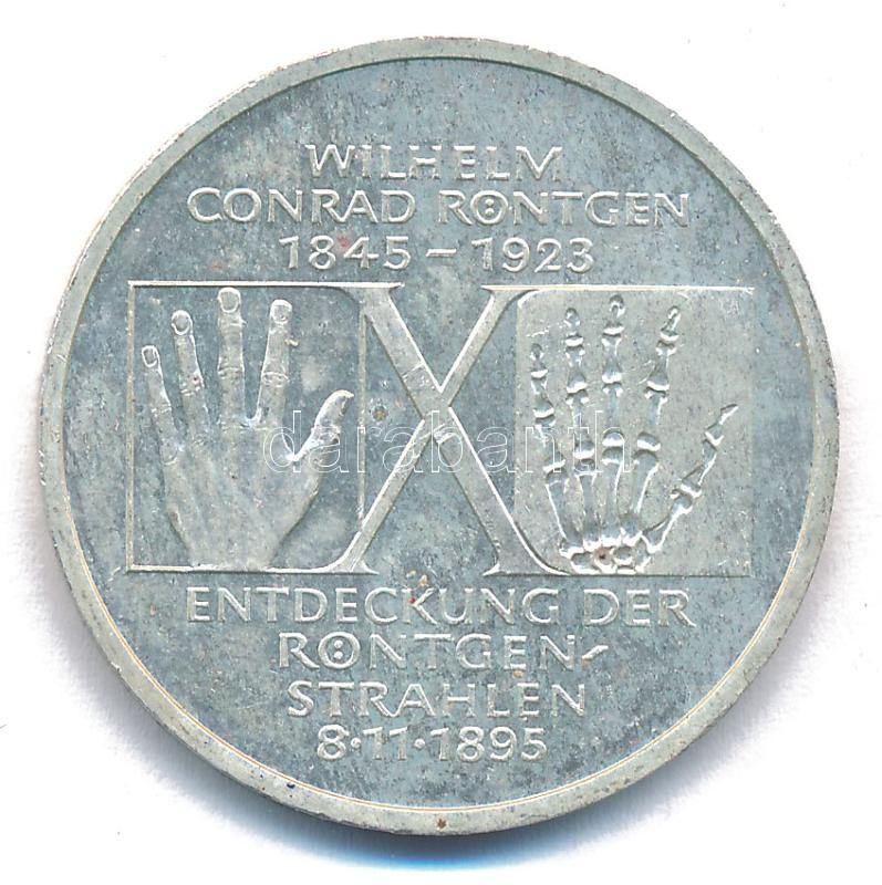 Németország 1995D 10M Ag '150 éve született Wilhelm Conrad Röntgen - 100 éves a Röntgen-sugár' T:AU Germany 1995D 10 Mark Ag '150th Birth Anniversary - Wilhelm Conrad Röntgen - 100th Anniversary of X-ray' C:AU Krause KM# 187