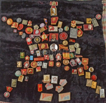 Szovjetunió DN 'Lenin' 100db klf jelvényből álló tétel T:UNC-XF Soviet Union ND 'Lenin' 100pcs diff badges C:UNC-XF