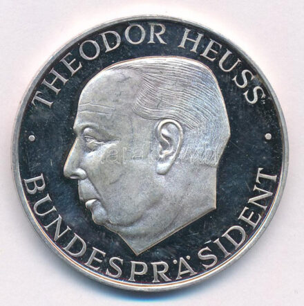 NSZK 1974. '25 éves az NSZK / Theodor Heuss' jelzett Ag emlékérem (25,13g/1000/40mm) T:PP ujjlenyomat, patina FRG 1974. '25 Jahre Bundesrepublik Deutschland / Theodor Heuss' hallmarked Ag medallion (25,13g/1000/40mm) C:PP fingerprints, patina