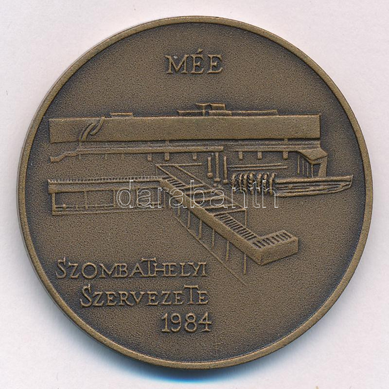 Kiss Sándor (1925-1999) 1984. 'Szombathelyi Képtárépítő Egyesület / Derkovits Gyula' kétoldalas bronz emlékérem (42,5mm) T:AU Adamo SH5 - Image 2