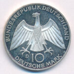 Német Szövetségi Köztársaság 1972D 10M Ag 'Olimpia-München / Csomó' T:XF,VF patina, karc, kis ph FRG 1972D 10 Mark Ag 'Olympic Games Munich / Knot' C:XF,VF patina, scratch, small edge error Krause KM# 131 - Image 2
