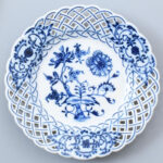 6 db Meisseni porcelán tányér. Máz alatti kék festéssel. Hibátlan d: 15 cm - Image 3