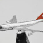 Swissair hamutartó repülőgép BÜHLER 7833, nikkelezett fém, jelzett, m: 18 cm - Image 2