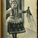 1938 A Nemzeti Magazin teljes évfolyama bekötve. Képes. Félvászon-kötés.