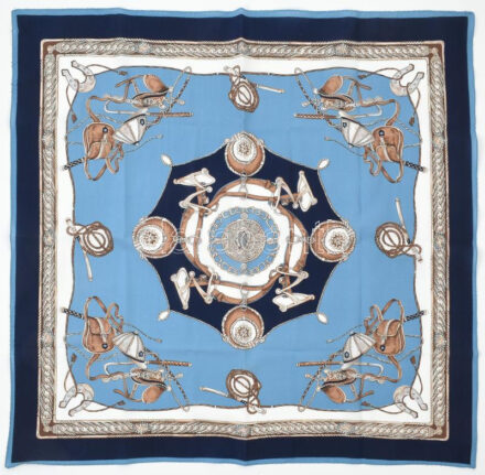 Patkós kendő kék alapon, 78x72 cm