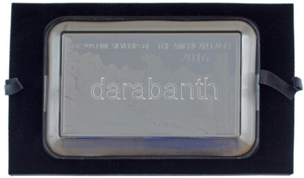 Fiji 2016. 1$ Ag 'Amerikai Sas / Prémium méretű ezüst tömb' tanúsítvánnyal, dísztokban (1oz/0.999/137x90x11.8mm) T:P Fiji 2016. 1 Dollar Ag 'American Eagle / Premium Size Silver Bar' with dcertificate, in case C:P