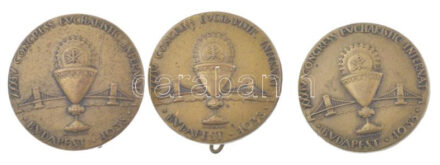 Madarassy Walter (1909-1994) 1938. 'XXXIV. Nemzetközi Eucharisztikus Kongresszus Budapest' bronz kitűző, hátlapon 'Ludvig Bp.' gyártói jelzéssel (3x) (23mm) T:AU patina