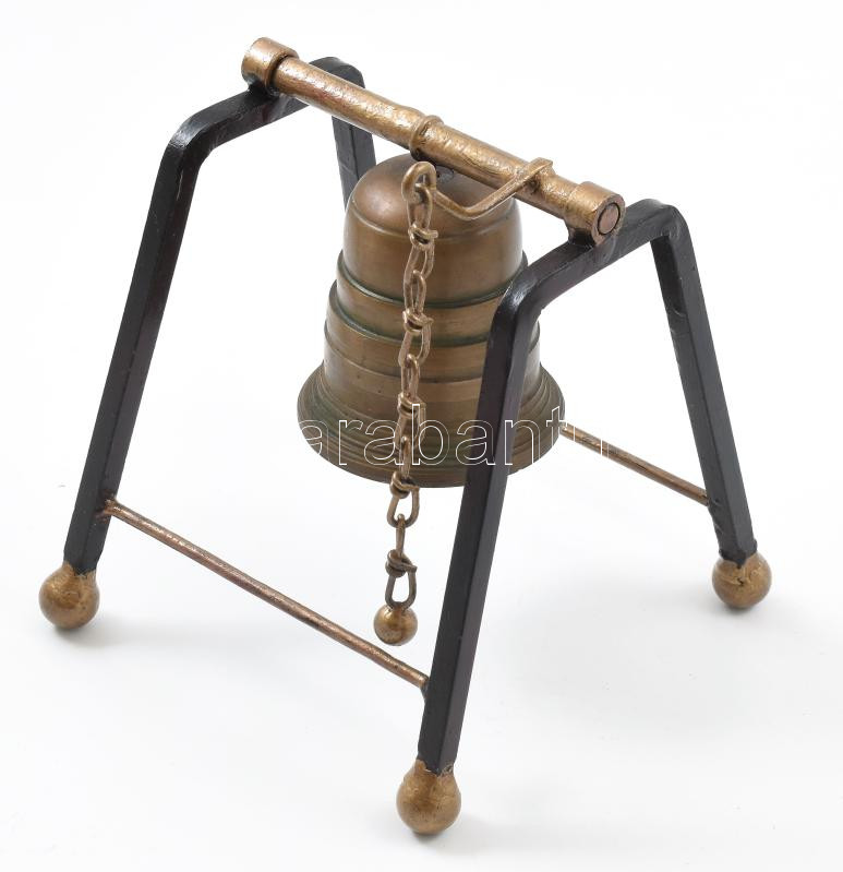 Asztali fém csengő, kopásokkal, m: 18 cm