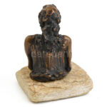 Csóka Zsuzsanna: Tenyérből fújt üzenet. Bronz, kőtalapzaton, jelzett, m: 14,5 cm - Image 3