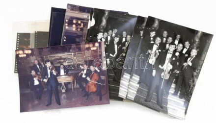 Puka Károly (1963- ) cigányprímásról készült felvételek, 10 db fotó, 18x13 cm körül + 2 db negatív