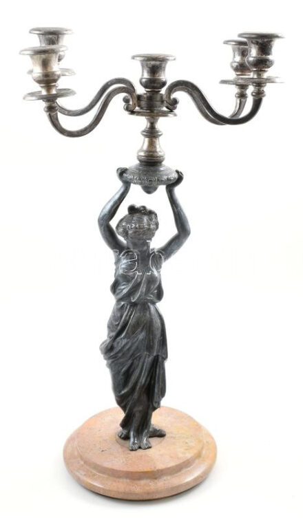 Gyertyatartó. Antik figurális gyertyatartó, spiáter női alak kezében szürke fém 5 ágú gyertyatartóval, igényes polírozott márvány talpon,nagyon szép állapotban. m: 53 cm talp: d: 20cm
