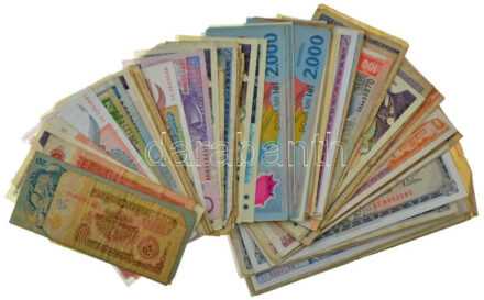 ~100db-os vegyes bankjegytétel T:vegyes ~100pcs mixed banknote lot C:mixed