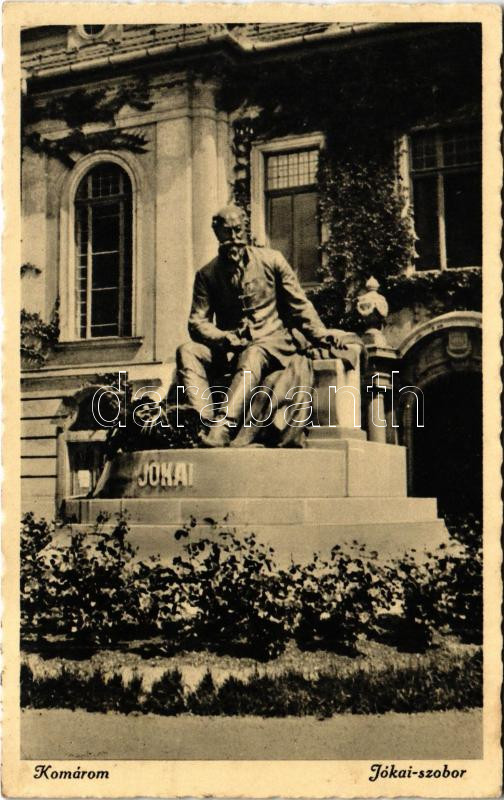 Komárom, Komárnó; Jókai szobor / statue