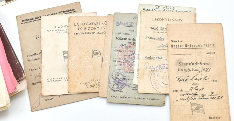 Vegyes papírrégiség: igazolványok, levelezőlapok, tábori posta, képeslapok, stb., jobb darabokkal, több mint 70 db - Image 2