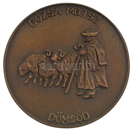 ~1980. 'Dózsa MG.TSZ. (Mezőgazdasági Termelőszövetkezet) - Dömsöd' egyoldalas, öntött bronz plakett (~114-115mm) T:AU,XF kis patina