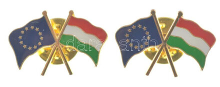 DN 'EU-s zászló - magyar zászló' modern fém jelvény (2db) T:UNC