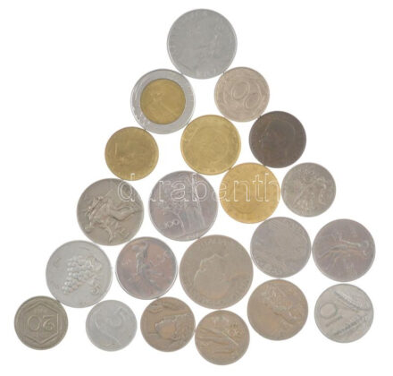 21db-os vegyes olasz érmetétel, közte 1939. 50c rozsdamentes acél 'III. Viktor Emánuel' T:AU-VF patina 21pcs of mixed italian coin lot, in it 1939. 50 Centesimi stainless steel 'Vittorio Emanuele III' C:AU-VF patina