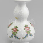 Wallendorf porcelán gyertyatartó. Kézzel festett, jelzett, hibátlan 14 cm