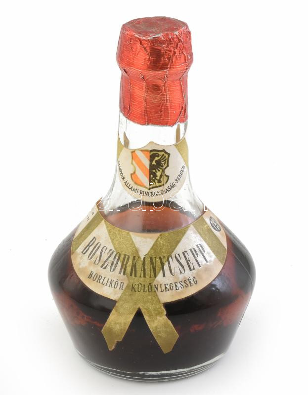 Boszorkánycsepp borlikőr különlegesség, 0,2l.