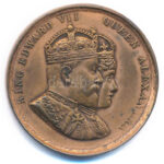 Nagy-Britannia 1902. 'VII. Eduárd és Alexandra királyné koronázási érem' kétoldalas bronz emlékérem (32mm) T:2 patina, kis ph Great Britain 1902. 'Coronation Medallion of King Edward VII and Queen Alexandra' two-sided bronze
