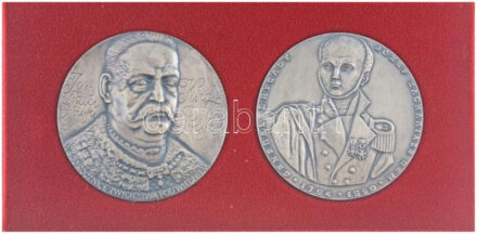 Lengyelország 1987. 'Bem József tábornok 1794-1850' ezüstpatinázott bronz emlékérem. Szign.:IS (69mm) + 1983. 'Sobieski János' ezüstpatinázott fém emlékérem közös dísztokban (69mm) T:AU Poland 1987. 'General Jozef Bem 1794-1850' Br