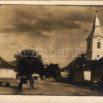 1923 Alsójára, Alsó-Jára, Iara de Jos, Iara; utca, Unitárius templom, üzlet / street, church, shop. photo