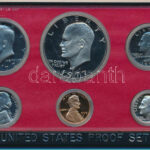 Amerikai Egyesült Államok 1977S 1c-1$ (6xklf) forgalmi sor eredeti, sérült, hiányos tokban T:PP USA 1977S 1 Cent - 1 Dollar (6xdiff) coin set in original, damaged case with missing pieces C:PP