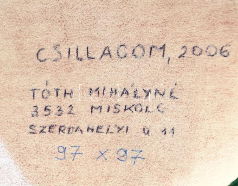 Tóth Mihályné (1943-): Csillagom, 2006. Patchwork. Jelzett 97x97 cm Kiállításon szerepelt. - Image 3