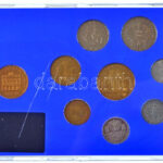 Ausztria 1983. 2gr-20Sch (8xklf) forgalmi sor + Bécsi Verde zseton, eredeti tokban T:PP sérült tok Austria 1983. 2 Groschen - 20 Schilling (8xdiff) coin set + Vienna Mint token, in original case C:PP damaged case