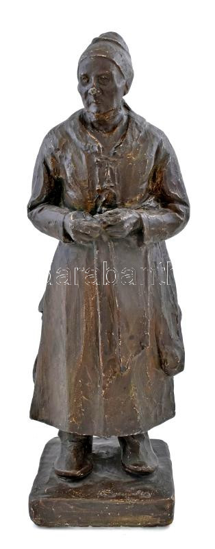 Beszédes János László ( 1874- 1922 ) Asszony. Hidegen festett gipsz, alján tikett, jelzett, korának megfelelő állapotban. m: 46 cm
