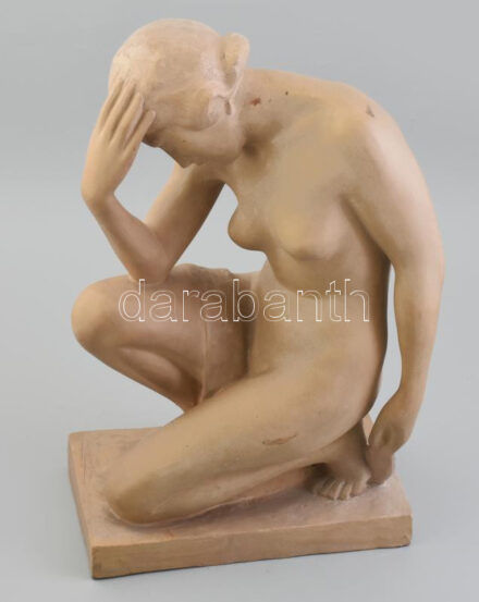 Gabay László (1897-1952): Art-deco térdelő női akt, festett kerámia, kopásnyomokkal, jelzett (Gabay), m: 39 cm / Art-deco nude, ceramics figure