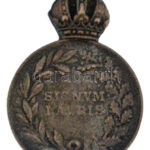 ~1890. 'Bronz Katonai Érdemérem' ezüstözött bronz frakklánc miniatűrje (22x15mm) T:XF kopott ezüstözés - Image 2
