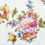 2 db Meisseni porcelán tányér. Kézzel festett, jelzett, minimális kopással d: 24 cm - Image 2