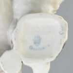 Schaubachkunst porcelán kutya, kézzel festett, jelzett, hibátlan 8 cm - Image 2