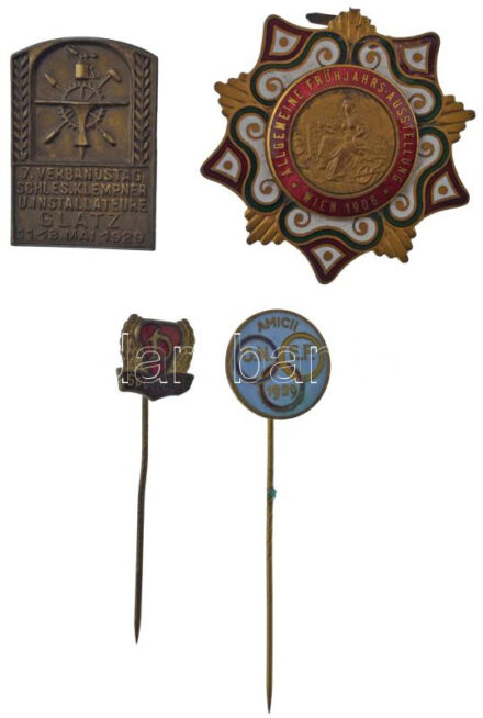 4db-os külföldi jelvénytétel, közte Ausztria 1906. 'Általános Tavaszi Kiállítás' zománcozott fém jelvény (43x43mm) T:1-,2 közte zománchiba 4pcs of foreign badge lot, in it Austria 1906. 'Allgemeine Frühjahrs Ausstellung' enamelled